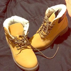 Winter boots